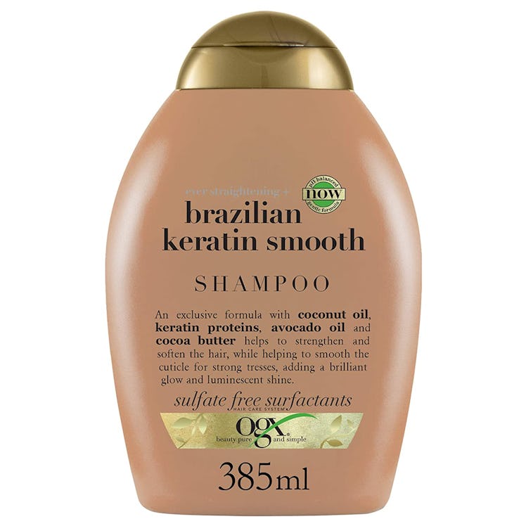 Style curly hair in humidity using Brazilian Keratin Therapy Smoothing Shampoo