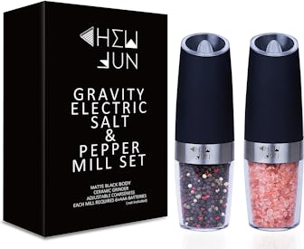 CHEW FUN Electric Gravity Salt and Pepper Grinder Set
