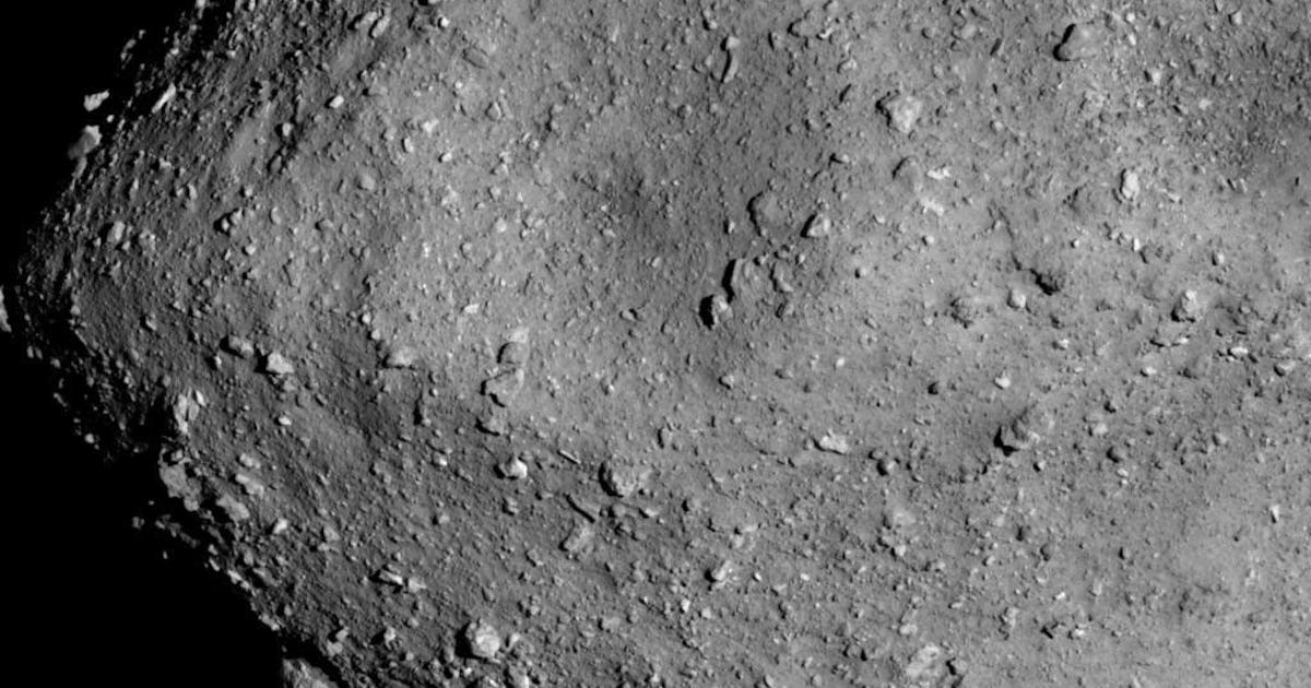 Analisis asteroid mengungkapkan bukti tak terduga dari samudra muda dan karbonasi