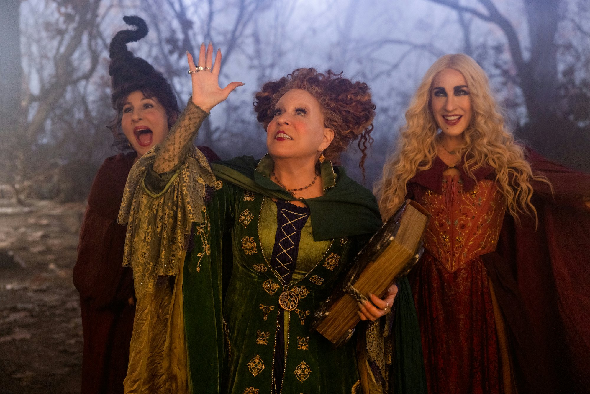 The Sanderson Sisters - One Way Or Another (Full Music Video) Hocus Pocus 2  