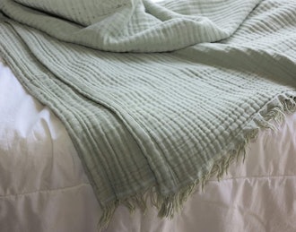 Kyran Home Organic Cotton Muslin Throw Blanket