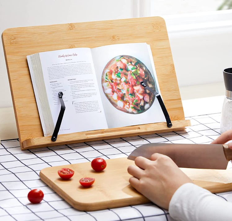 Pipishell Bamboo Book Stand