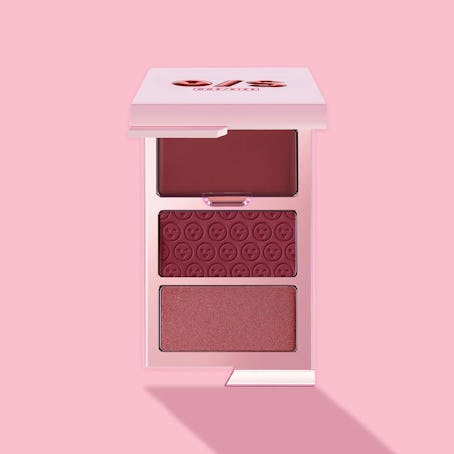 ONE/SIZE Beauty Cheek Clapper 3D Blush Trio Palette 