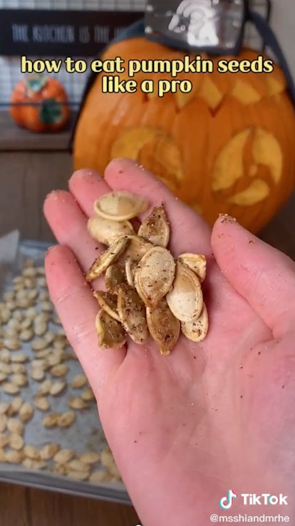 The roasted pumpkin seeds TikTok fall recipe is a festive and delicious pumpkin recipe to make this ...