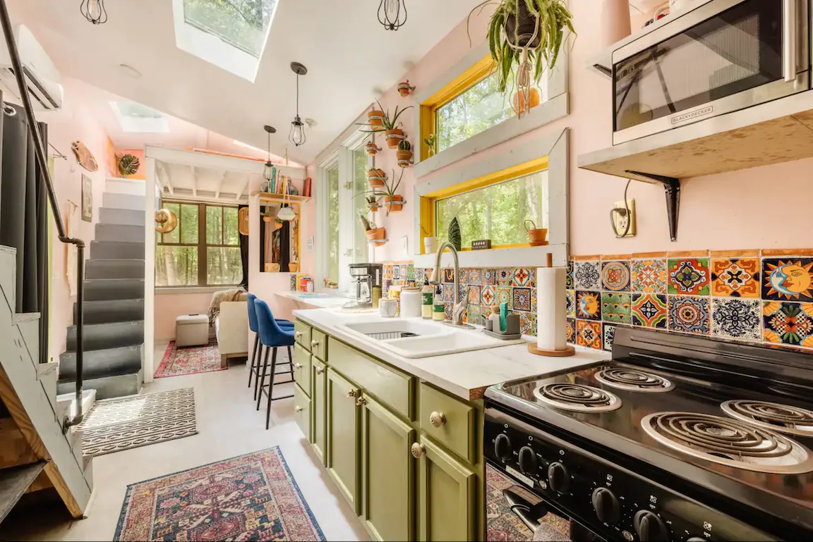 10 Tiny Houses On Airbnb In The US To Add To Your Bucket List