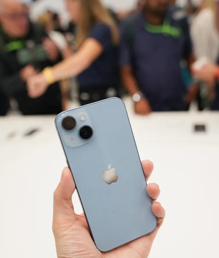 IPhone 14 And IPhone 14 Plus In Pictures iphone-14-and-iphone-14-plus-in-pictures