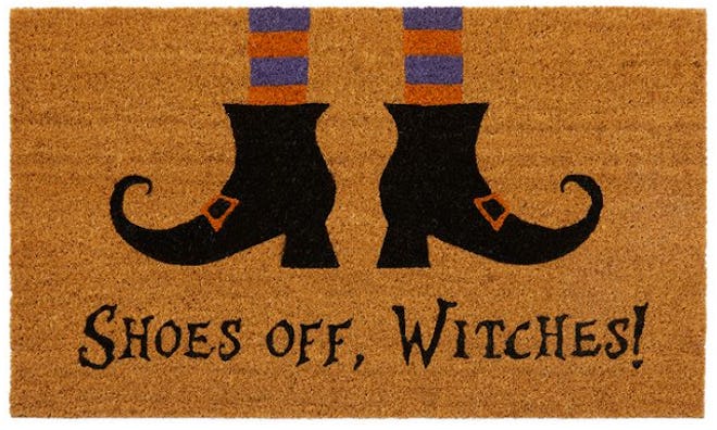 This Elrene Home Fashions Shoes Off Witches Halloween Coir Doormat is one of the best Halloween deco...