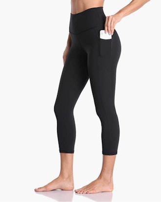 Colorfulkoala High Waisted Capri Leggings