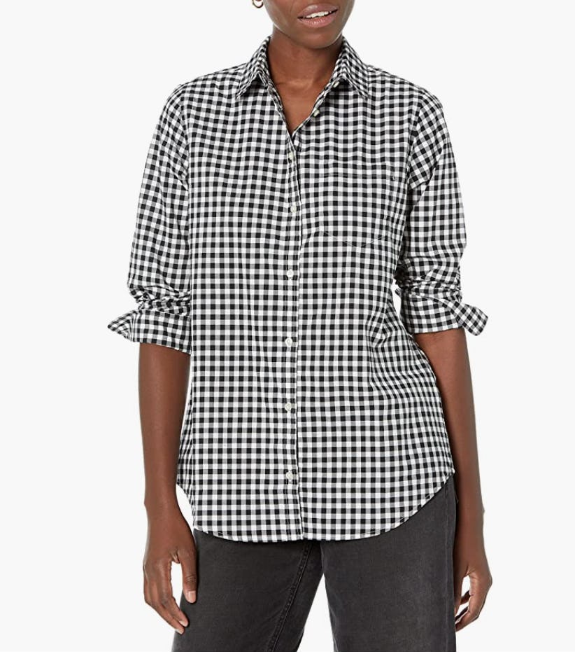 Amazon Essentials Classic-Fit Long-Sleeve Button-Down
