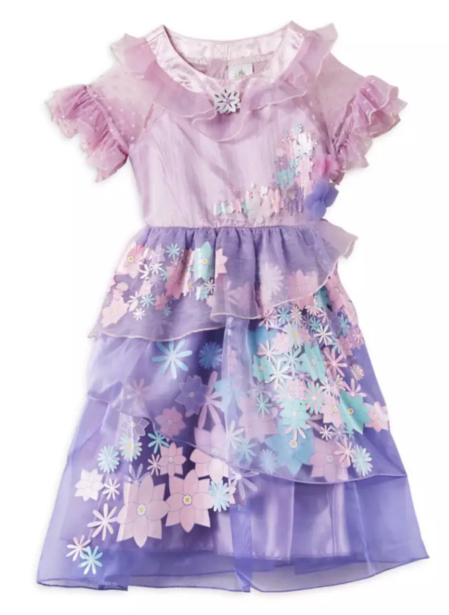 'Encanto' Halloween Costume Ideas Inspired By The Madrigal Family