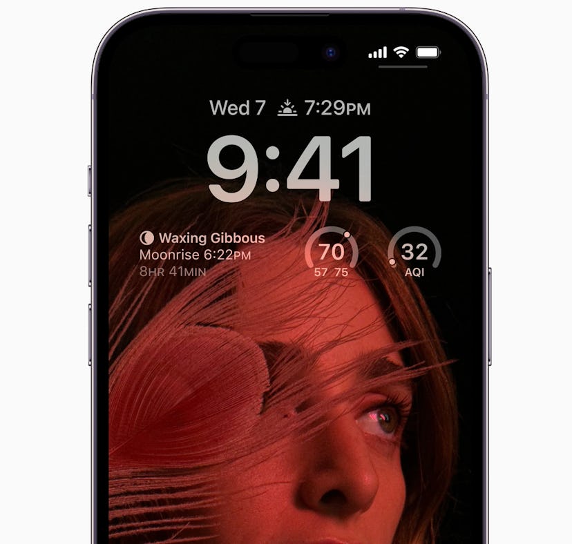 What is iPhone 14's new notch for? The Dynamic Island does a lot.