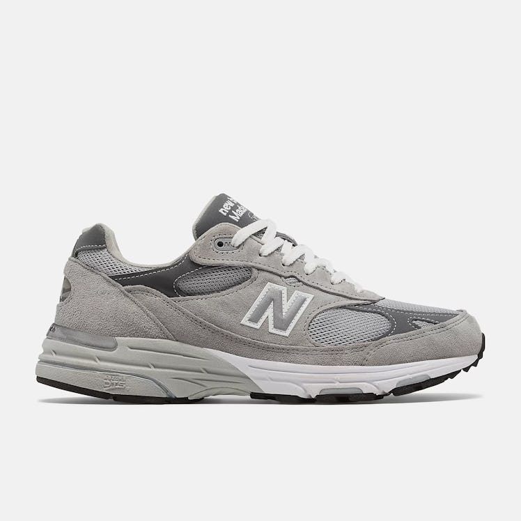 new balance tennis shoes