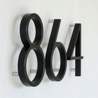 Distinctions Floating House Numbers