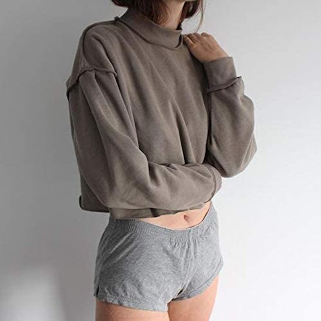Amazhiyu Pullover Cropped Sweatshirt