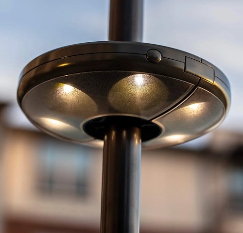 Brilliant Evolution LED Patio Umbrella Light with Remote