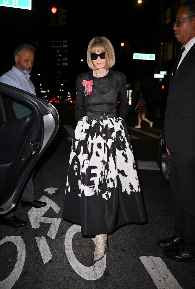 Anna Wintour leaves Strand Book Store on September 08, 2022 in New York City