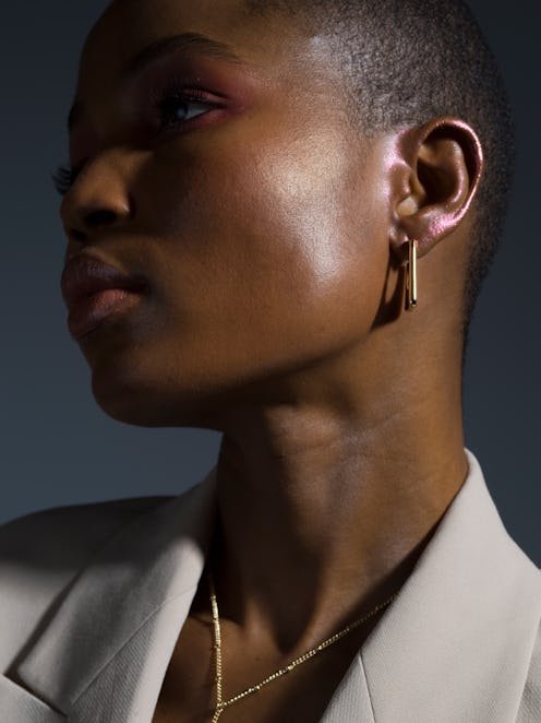 woman jawline
