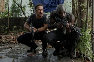 Gerard Butler and Mike Colter in 'Plane'