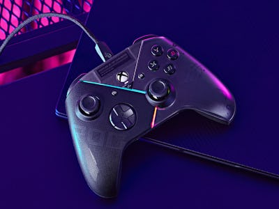 Asus ROG Raikiri Pro Xbox controller has a customizable OLED screen