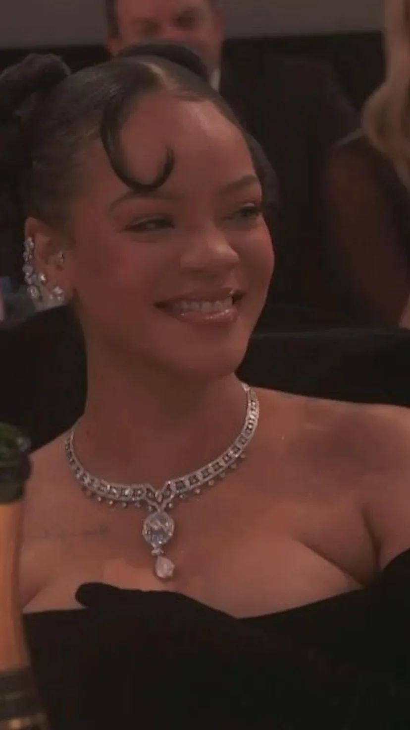 Rihanna's Best 2023 Golden Globes Moments Rihanna's Best 2023 Golden Globes Moments