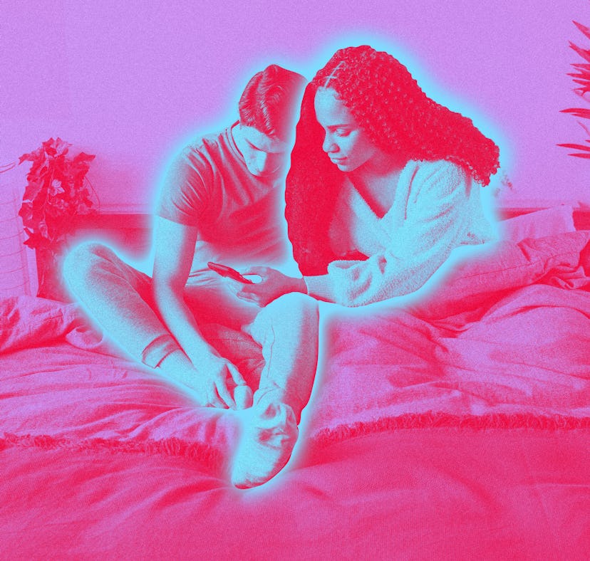 couple living together but sleeping separately