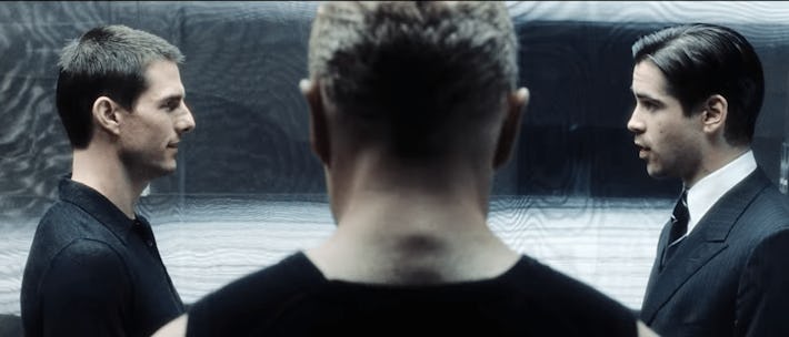 O policial John Anderton (Tom Cruise) fica ao lado de Danny Witwer (Colin Farrell) - um investigador do Departamento de Justiça preocupado com o alcance excessivo do programa "Pré-crimes" da unidade. 20th Century Fox