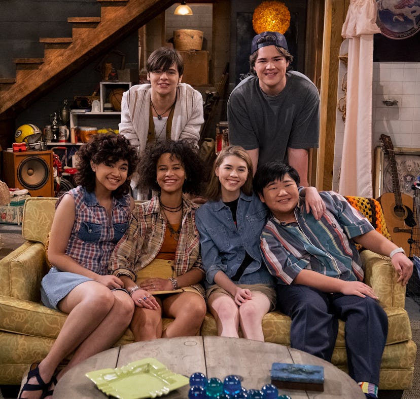 Sam Morelos as Nikki, Mace Coronel as Jay, Ashley Aufderheide as Gwen Runck, Callie Haverda as Leia ...