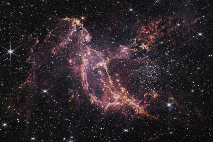 GC 346, shown here in this image from NASA’s James Webb Space Telescope Near-Infrared Camera (NIRCam...
