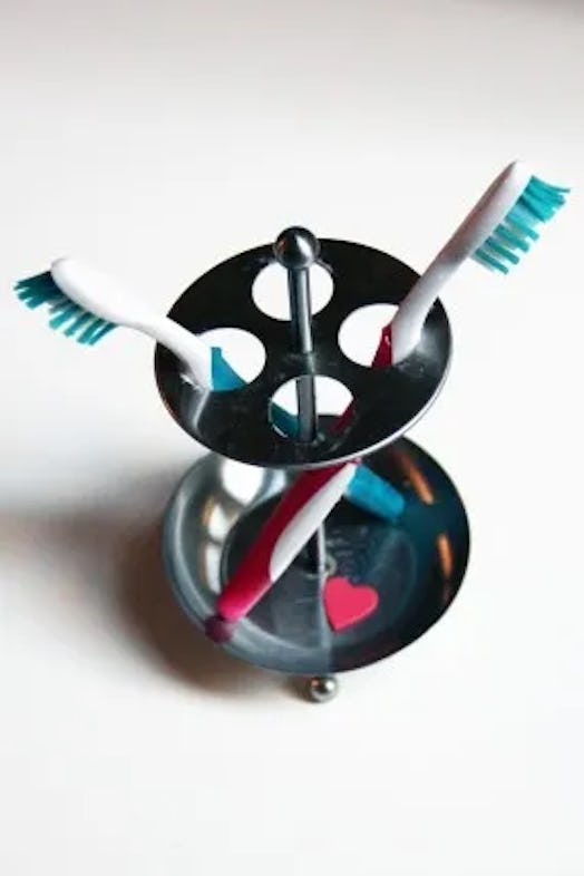 studio DIY hidden heart Valentine's Day game-heart sticker on toothbrush holder