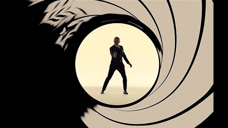 James Bond opening gun barrel featuring Daniel Craig