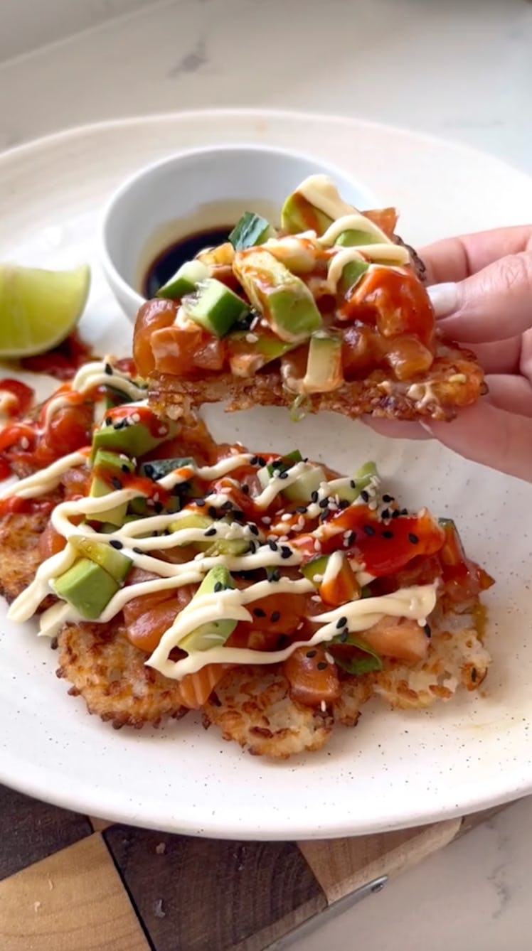 A TikToker shows how to make a sushi waffle from TikTok with an easy recipe.