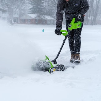Earthwise Power Tools Cordless Electric Snow Thrower