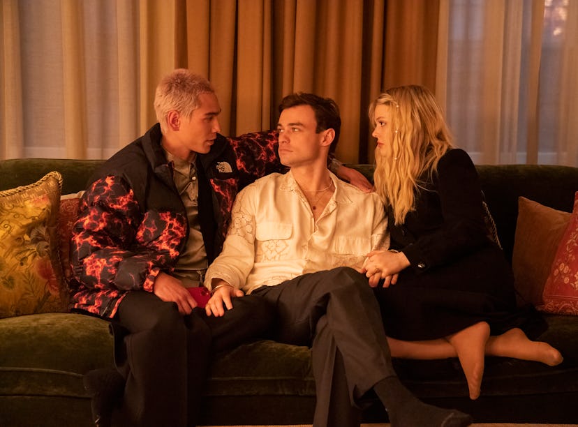 Aki, Max, and Audrey formed a throuple in 'Gossip Girl'