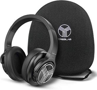 These noise-canceling over-ear headphones are cushioned and have a snug fit for runners with small e...