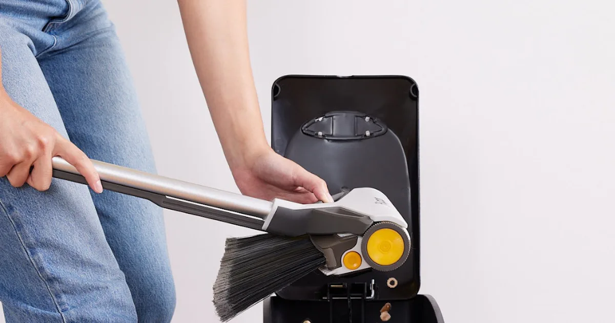 Sweeper Flapper The Flippr Sweep Cleaner Is The Long Overdue Upgrade To Basic Brooms ...