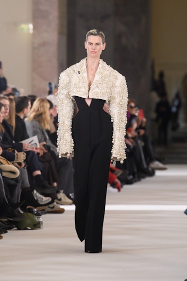 Schiaparelli Couture Spring 2023 Review: A Walk on the Wild Side
