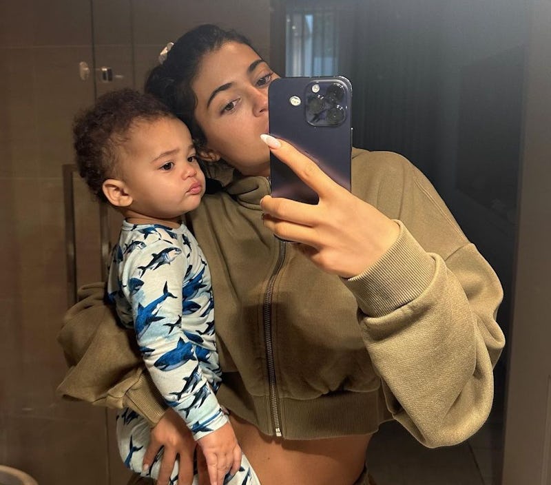 Kylie Jenner Reveals First Photos Of Her & Travis Scott's Son Aire
