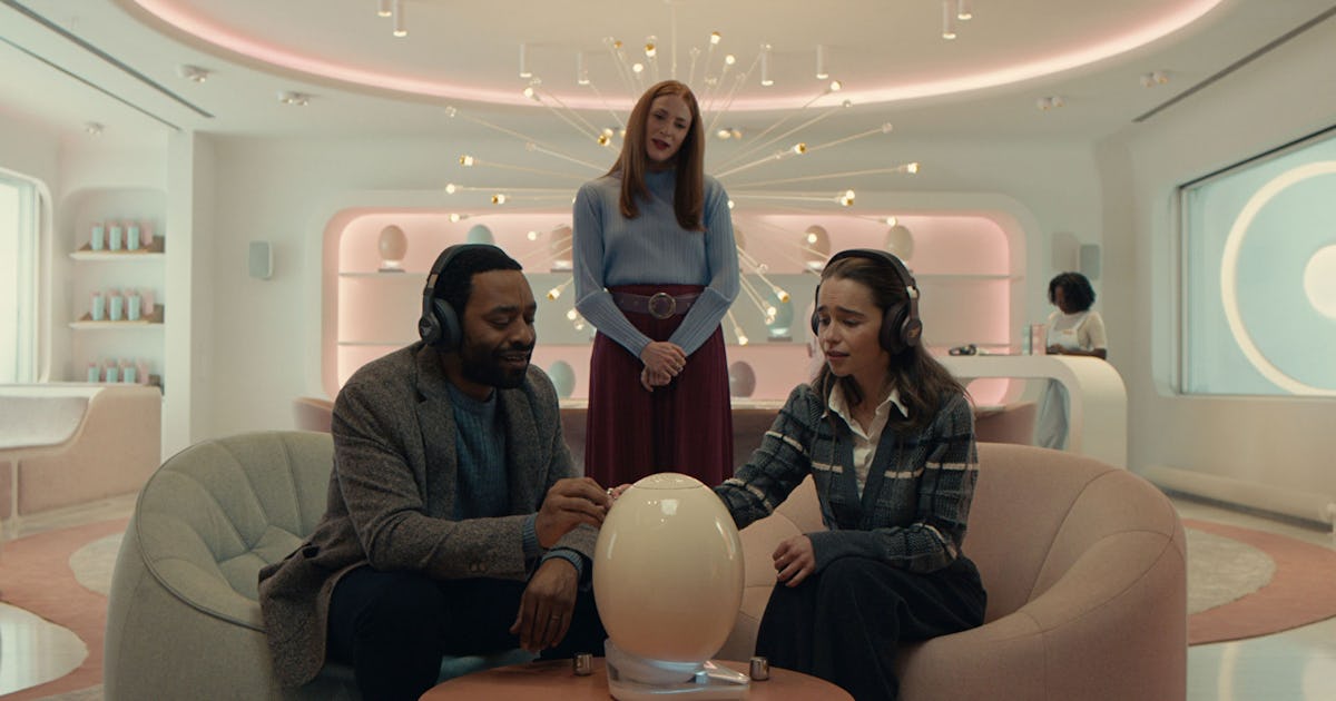 'The Pod Generation' review: Emilia Clarke and Chiwetel Ejiofor can't