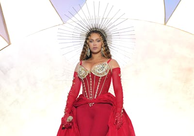 Beyoncé performs on stage headlining the Grand Reveal of Dubai's newest luxury hotel
