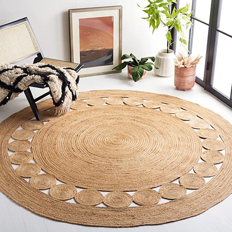 SAFAVIEH Natural Fiber Round Rug