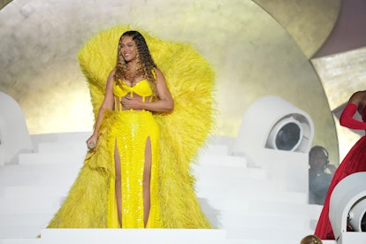 Beyoncé performing in Dubai