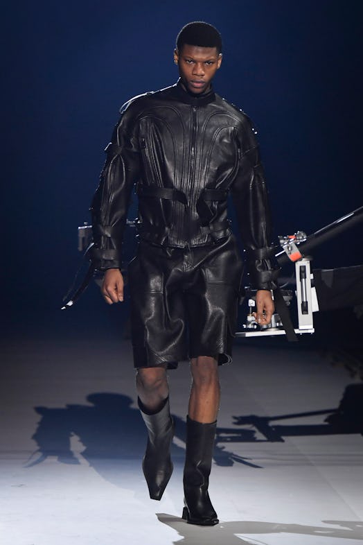 Amber Valletta walks the runway during the Mugler Ready to Wear Fall/Winter 2023-2024 fashion show a...