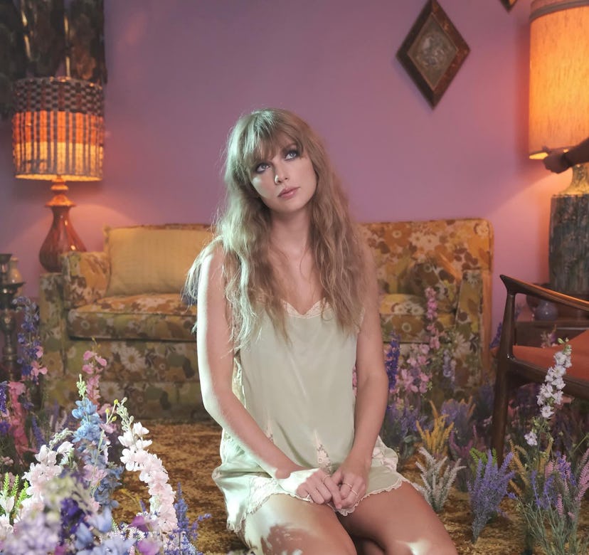 Taylor Swift in 'Lavender Haze' music video