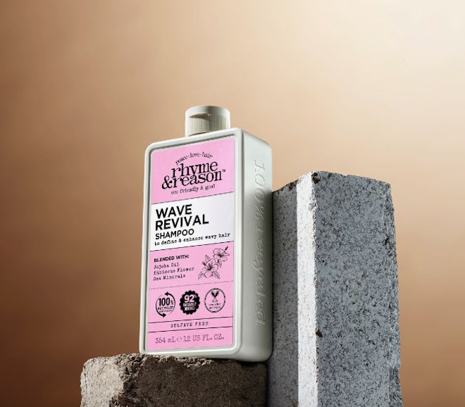 Rhyme & Reason Wave Revival Shampoo