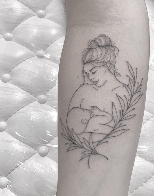 15 Breastfeeding Tattoo Ideas That Are Meaningful  Gorgeous