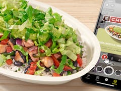 Here's how to get free guacamole at Chipotle in January 2023.