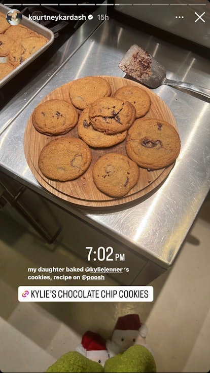 Kourtney Kardashian shares Kylie Jenner's best chocolate chip cookie recipe on Instagram. 