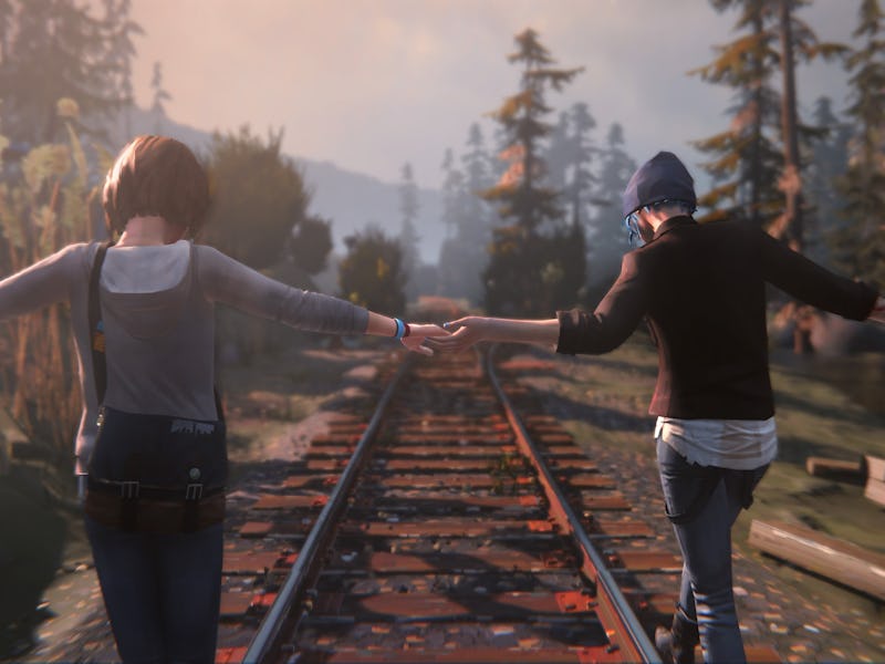 Life is Strange Max and Chloe holding hands