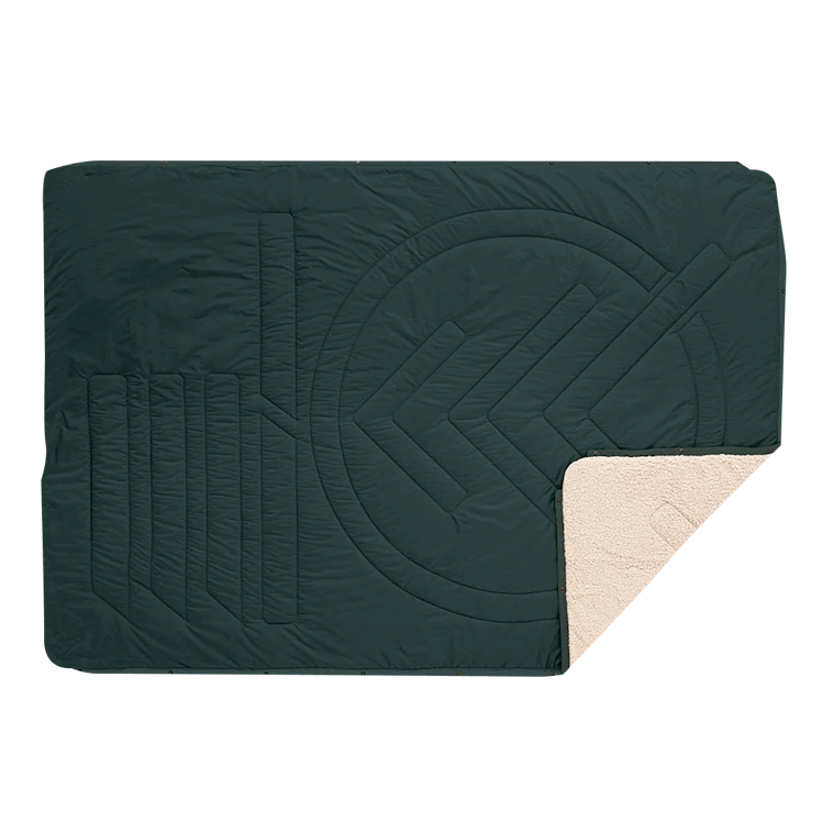 Cloudtouch Indoor/Outdoor Blanket