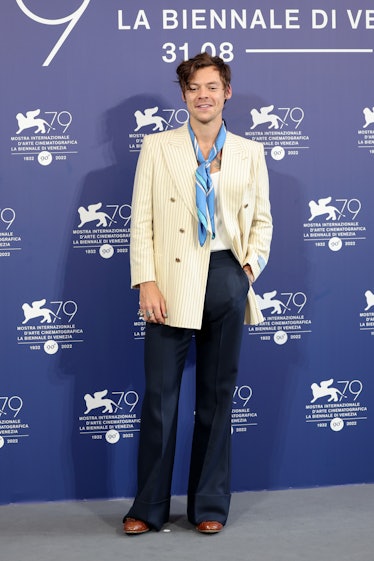 Harry Styles, 2022 Venedik Film Festivali basın toplantısında.